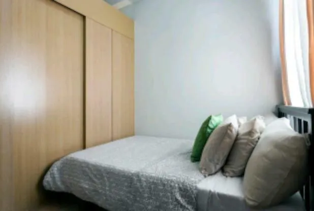 Kelly At Trees Residences * Manila